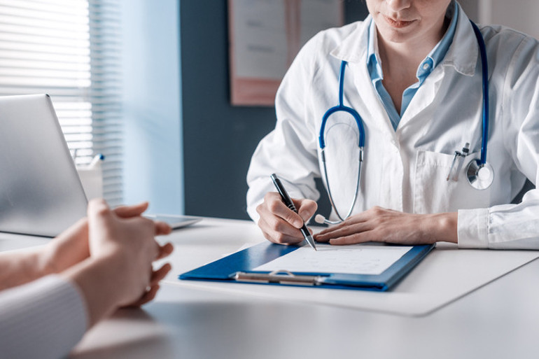 Yapay zeka acil vakada iki doktoru geride bıraktı