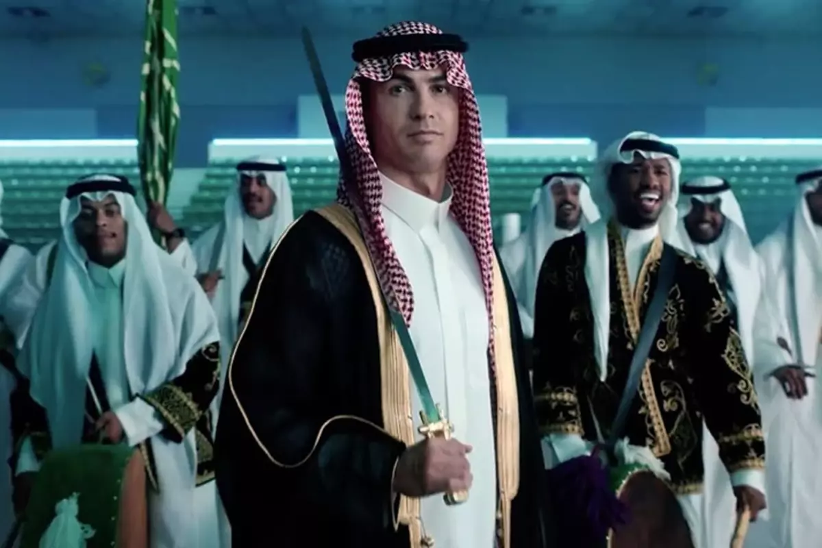 Ronaldo La Liga\'dan takım alıyor